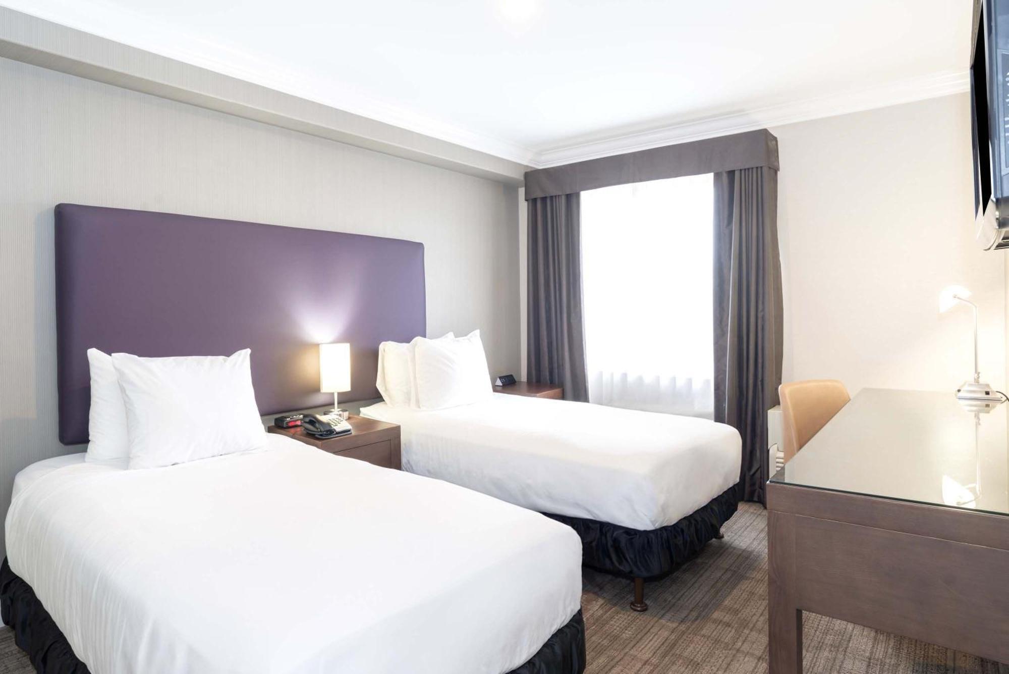 Sandman Hotel And Suites Abbotsford Esterno foto