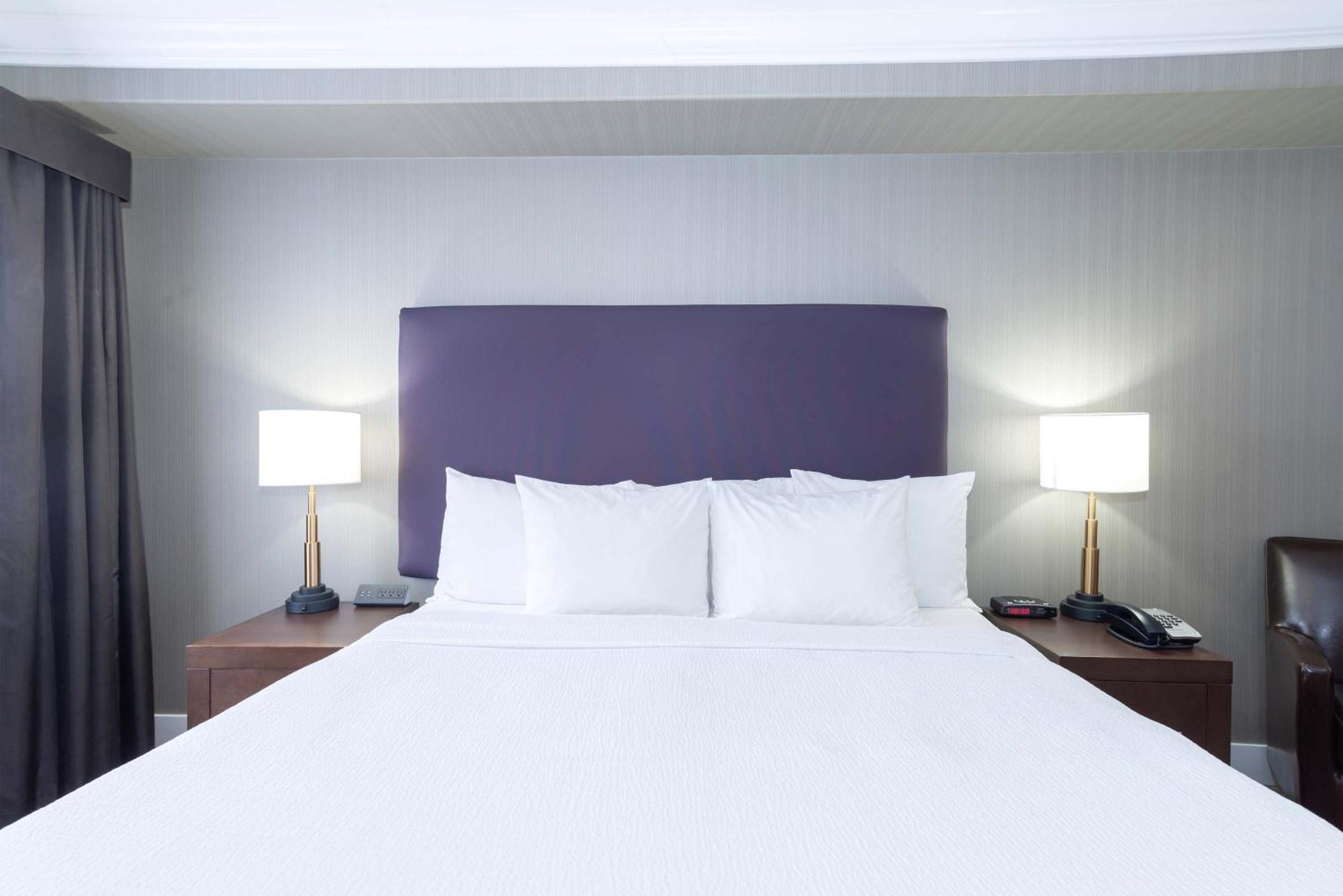 Sandman Hotel And Suites Abbotsford Esterno foto