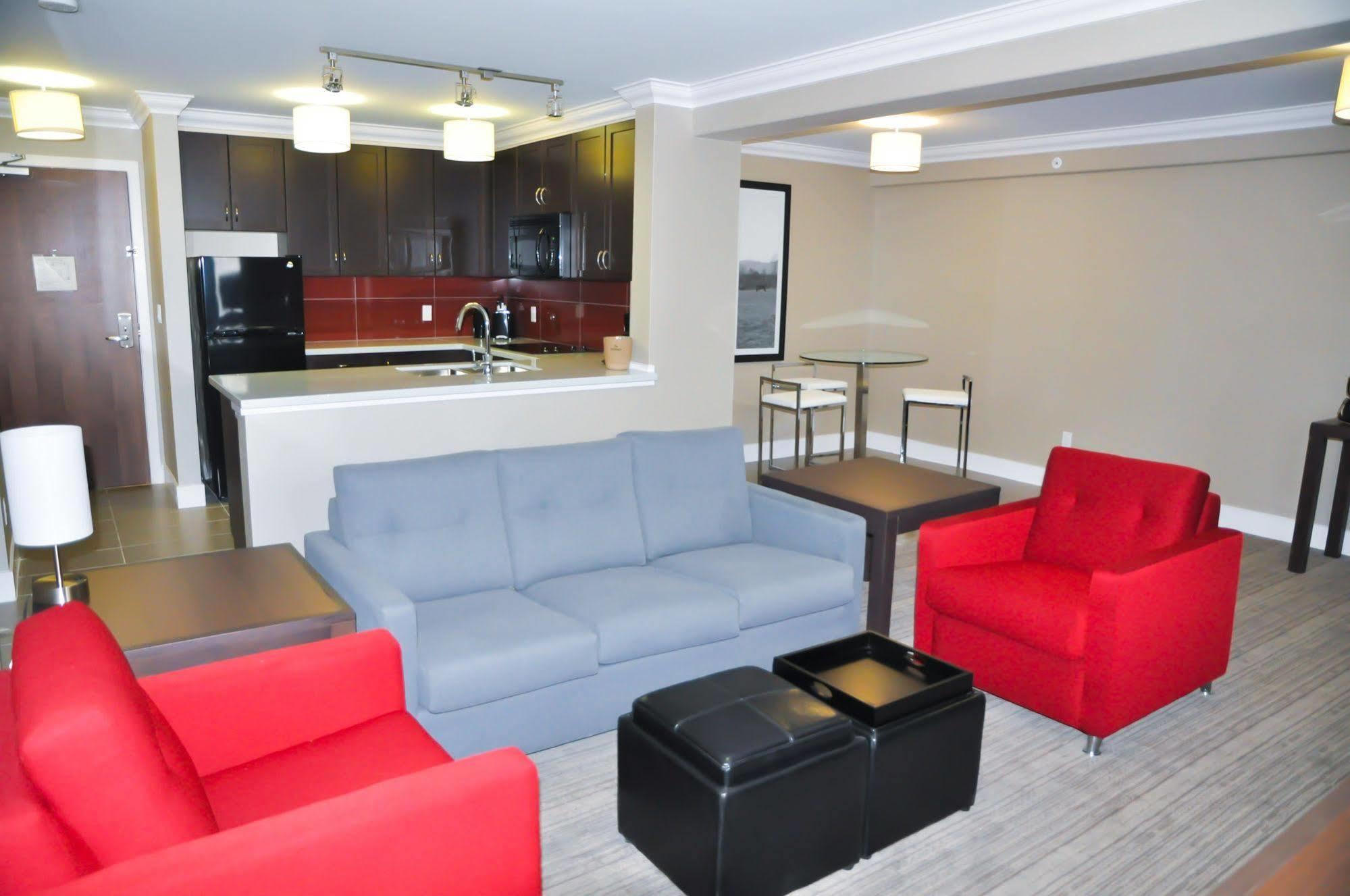 Sandman Hotel And Suites Abbotsford Esterno foto