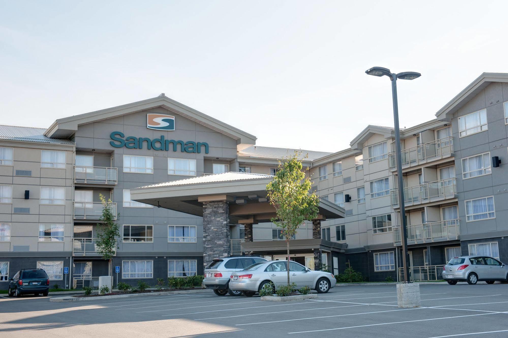 Sandman Hotel And Suites Abbotsford Esterno foto