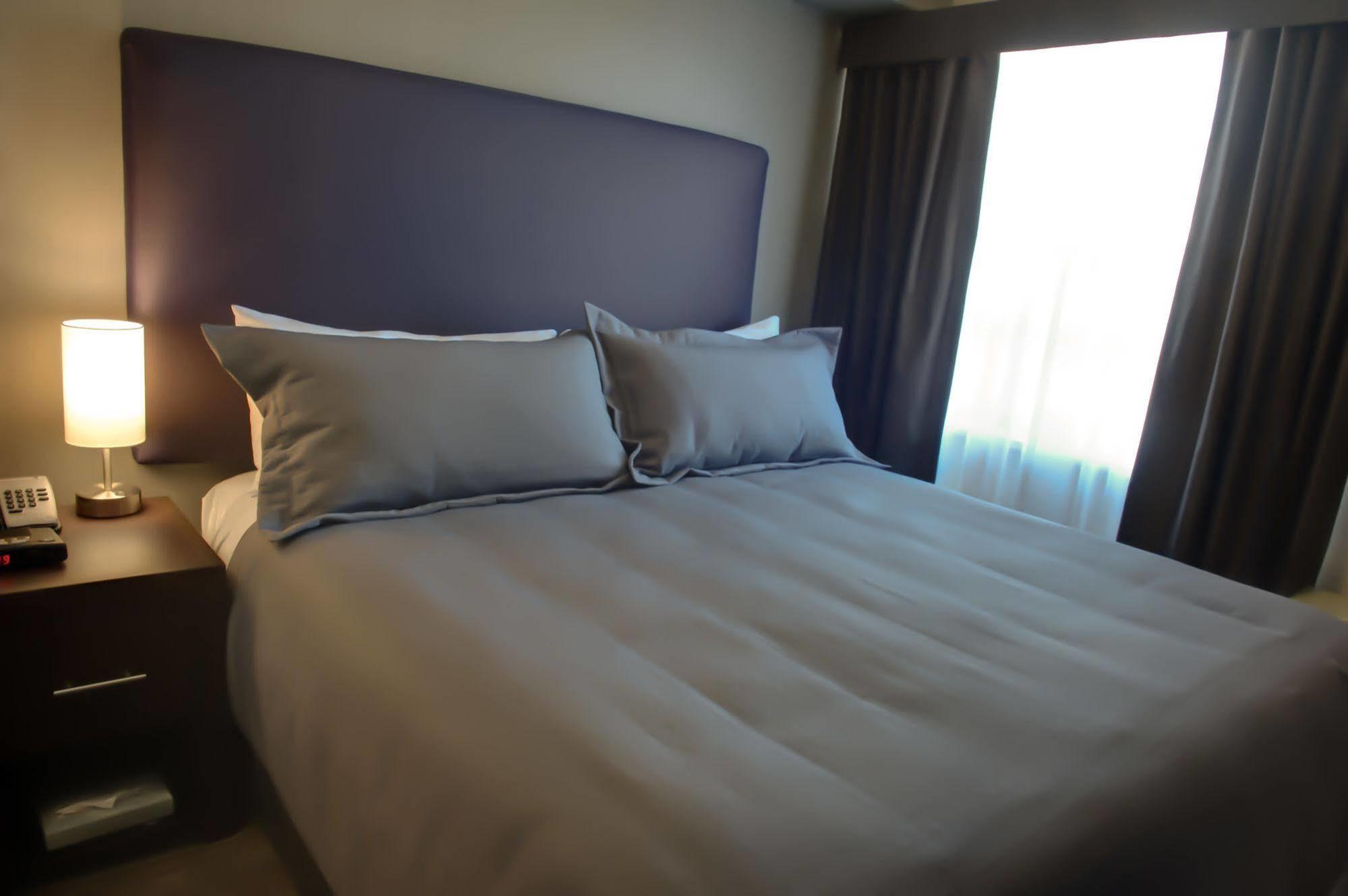 Sandman Hotel And Suites Abbotsford Esterno foto